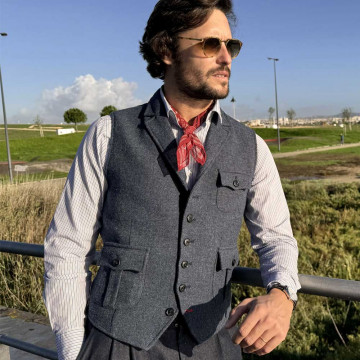 gilet-sans-manche-en-laine-marine-pour-homme