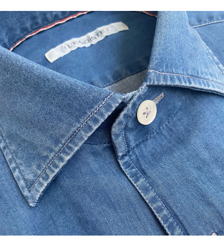 chemise-en-jean-denim-indigo-pour-homme-detail-col